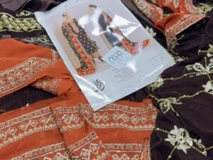 Alizeh Luxury Embroidered Velvet 3PC Winter AL-006