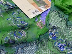 Parishay Mahnur Gulzar Embroidered Viscose Fabric 3PC Winter PR-168