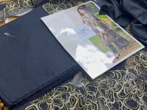 Parishay Mahnur Gardenia Embroidered Khaddar Fabric 3PC Winter PR-197
