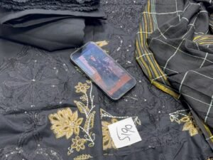 Ethnc Embroidered Cotrai Fabric 3PC Leftover Winter ET-030