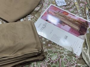 Parishay Mahnur Amelia Luxury Embroidered Corduroy Fabric 3PC Winter PR-058
